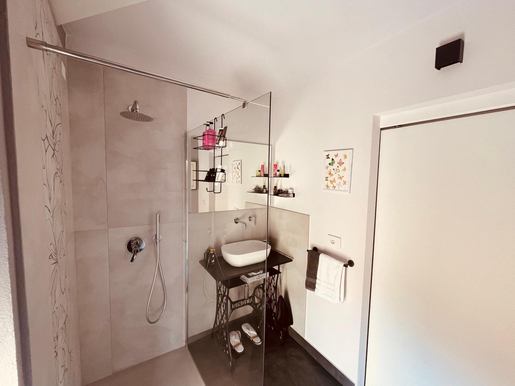 Arona Picasso'S House Modern Art Appartement Buitenkant foto